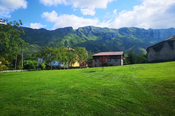 Jardín-la-Santilar-1-700x466